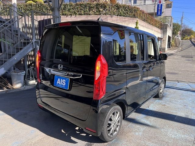 Honda N BOX 2021-11 181091-3