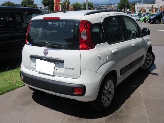 Fiat PANDA 2017-06 5656-1