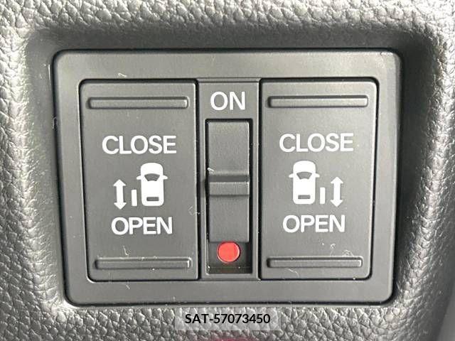 Honda N BOX CUSTOM 2019-10 307219-4