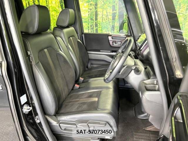Honda N BOX CUSTOM 2019-10 307219-8