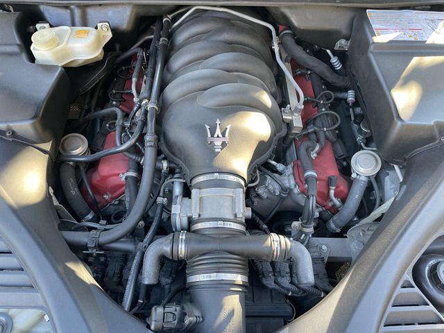 Maserati QUATTROPORTE 2004-12 187671-8