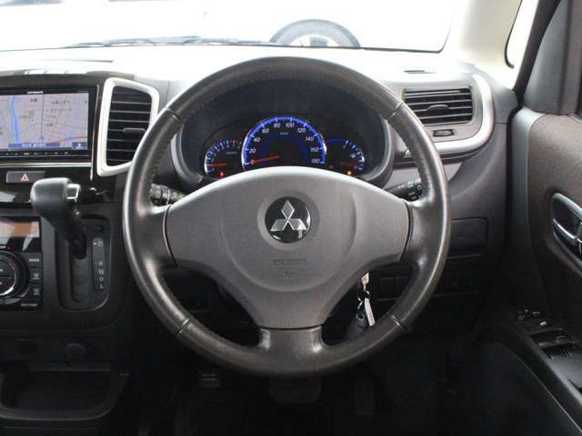 Mitsubishi DELICA D2 2012-08 15363-13