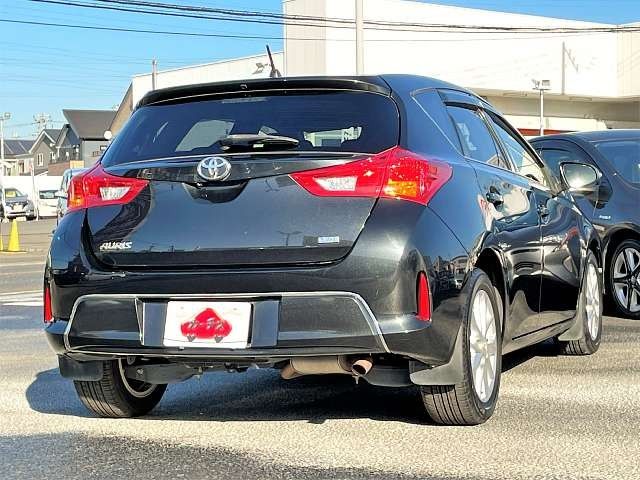 Toyota AURIS 2014-11 195282-2