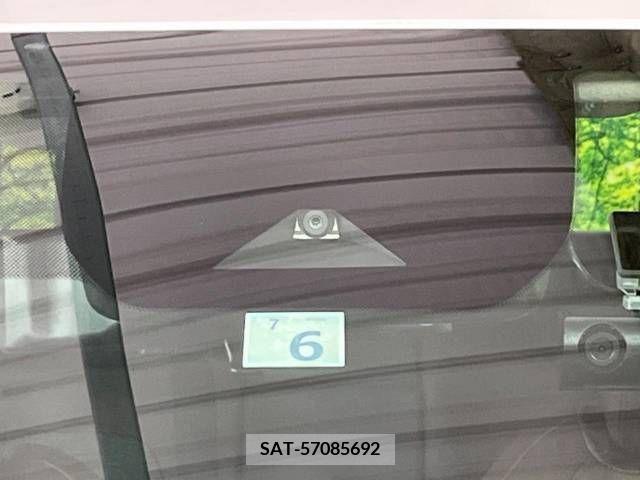 Nissan AURA 2023-06 215540-2
