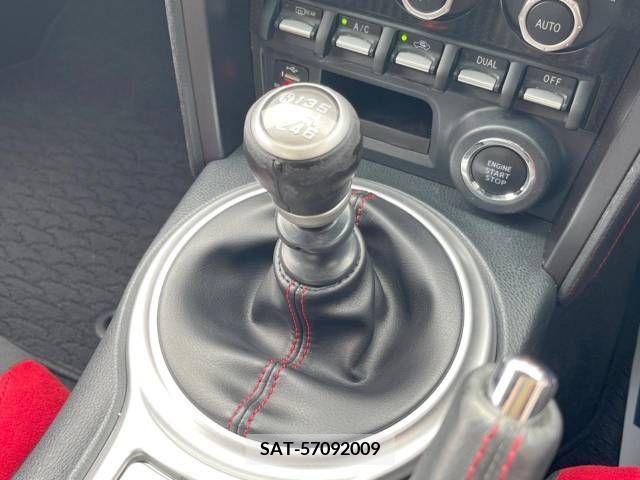 Toyota 86 2017-11 321184-2