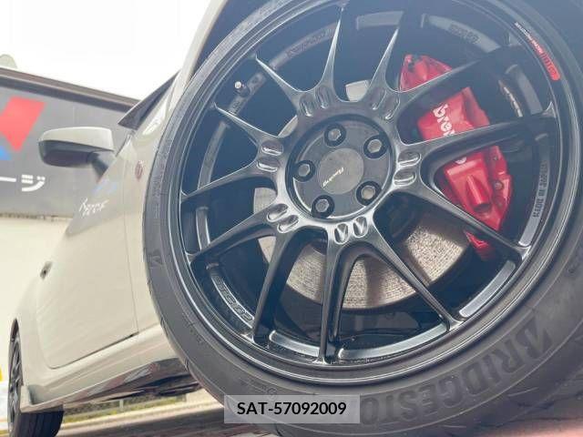 Toyota 86 2017-11 321184-13