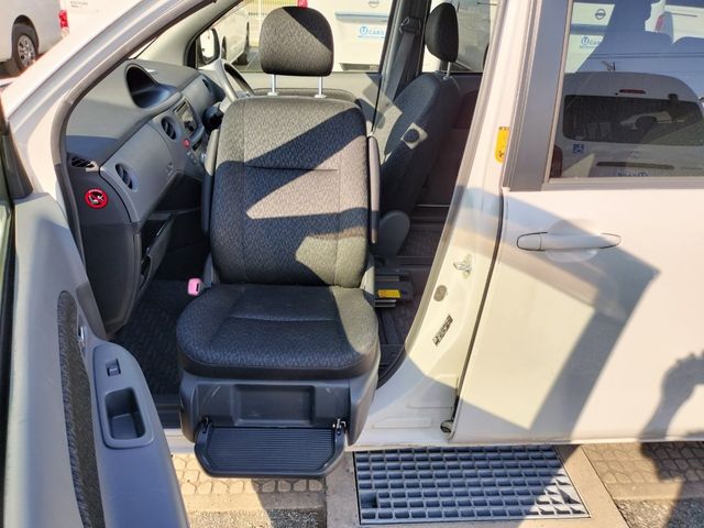 Toyota SIENTA 2013-10 28394-8