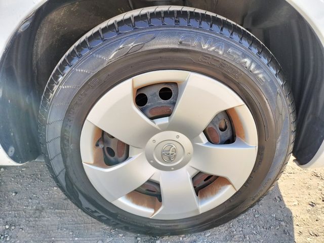 Toyota SIENTA 2013-10 28394-28