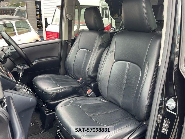 Toyota VOXY 2015-05 289139-10
