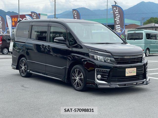 Toyota VOXY 2015-05 289139-2