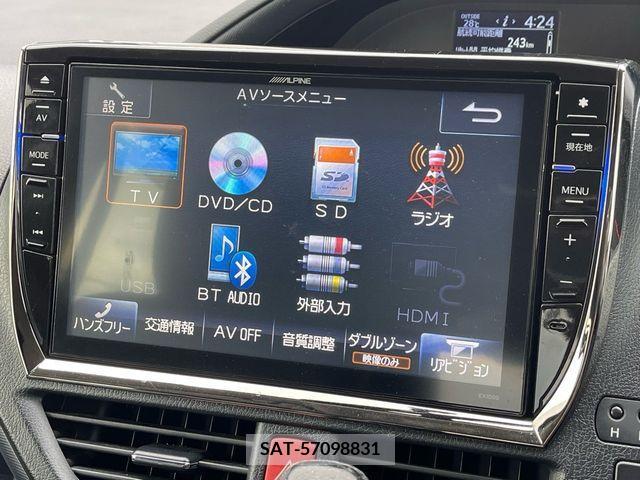 Toyota VOXY 2015-05 289139-18