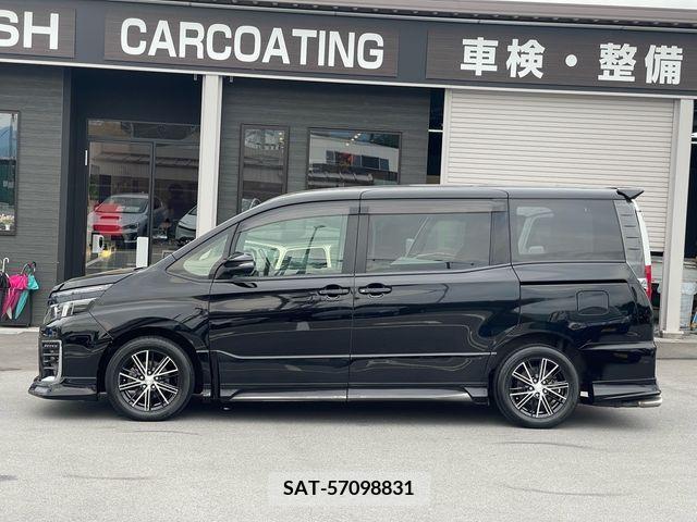 Toyota VOXY 2015-05 289139-7