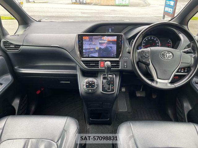 Toyota VOXY 2015-05 289139-8