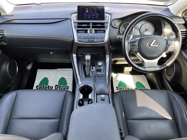 Lexus NX 2015-06 17612-12