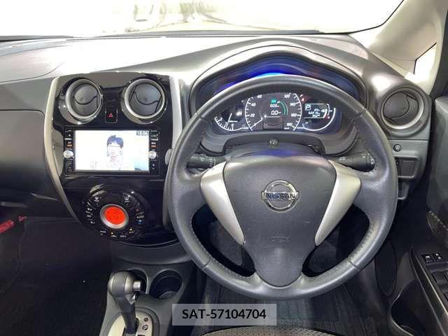 Nissan NOTE 2015-10 201338-13