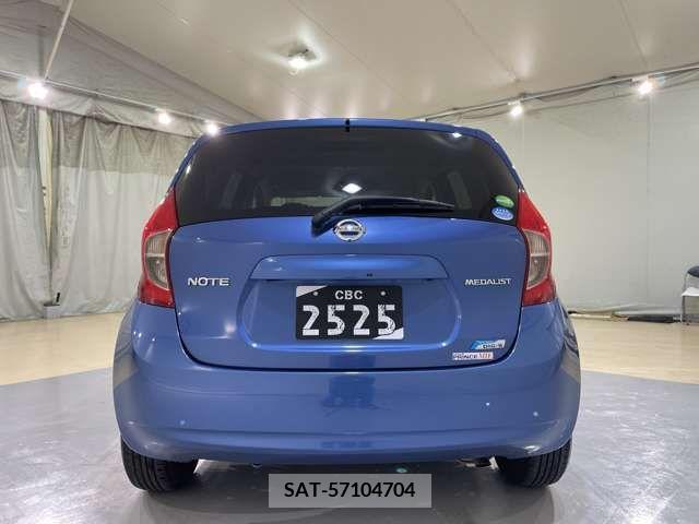 Nissan NOTE 2015-10 201338-9