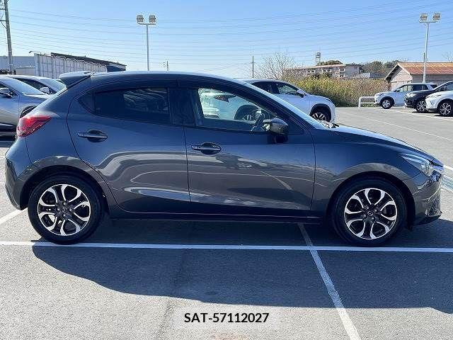 Mazda DEMIO 2015-04 230304-14