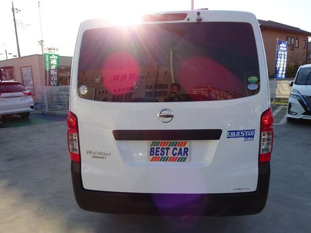 Nissan NV350 Caravan 2018-10 28892-6