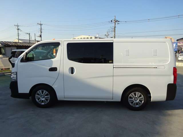 Nissan NV350 Caravan 2018-10 28892-9