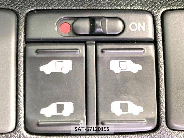 Honda e 2013-12 256533-4