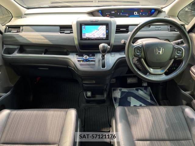 Honda FREED 2016-12 302889-1