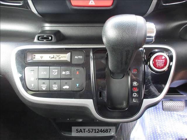 Honda N BOX CUSTOM 2016-01 306638-11