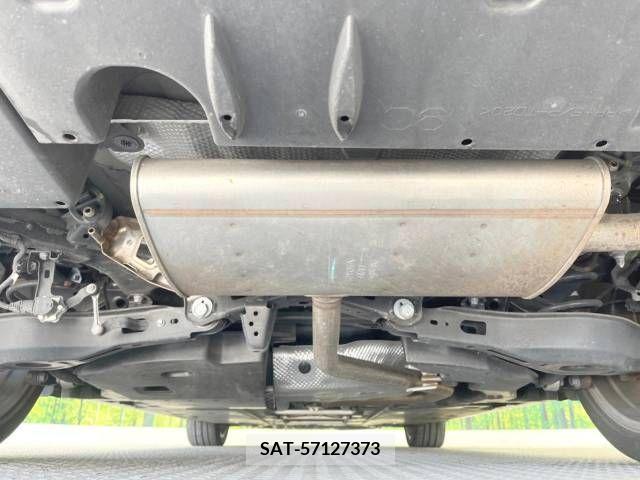Toyota PRIUS 2020-08 213563-19