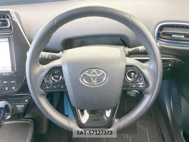 Toyota PRIUS 2020-08 213563-11