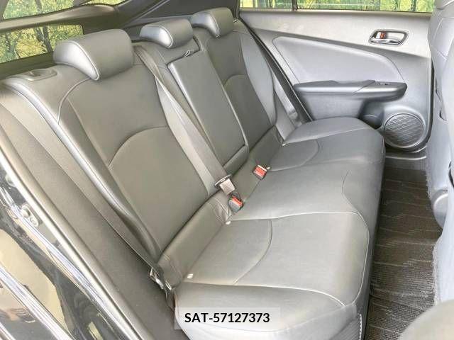 Toyota PRIUS 2020-08 213563-9