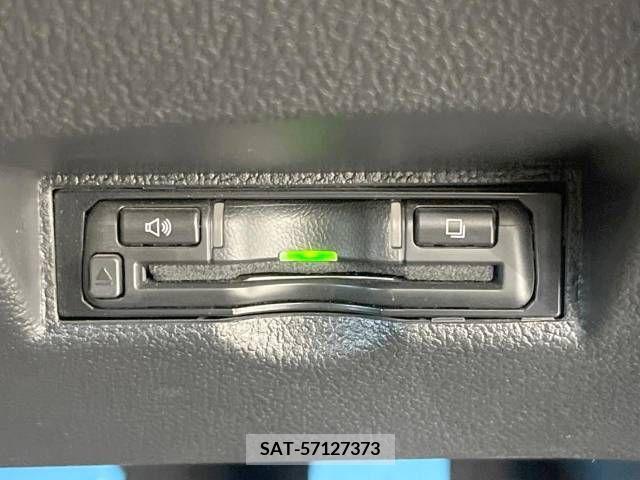 Toyota PRIUS 2020-08 213563-7