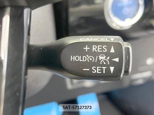Toyota PRIUS 2020-08 213563-5