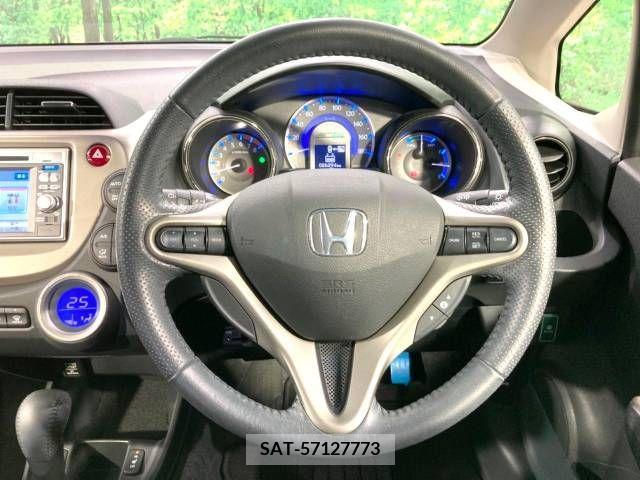 Honda FIT HYBRID 2013-08 257267-13