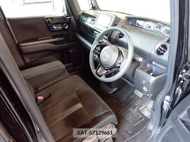 Honda N BOX CUSTOM 2022-10 336833-1