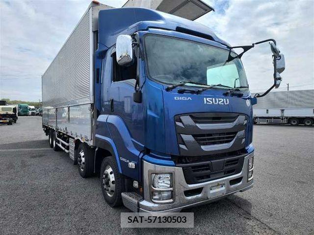 Isuzu GIGA 2017-10 231348-1