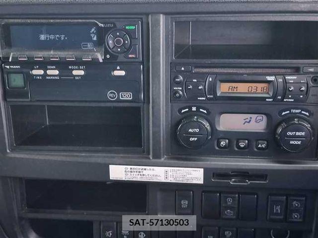 Isuzu GIGA 2017-10 231348-7