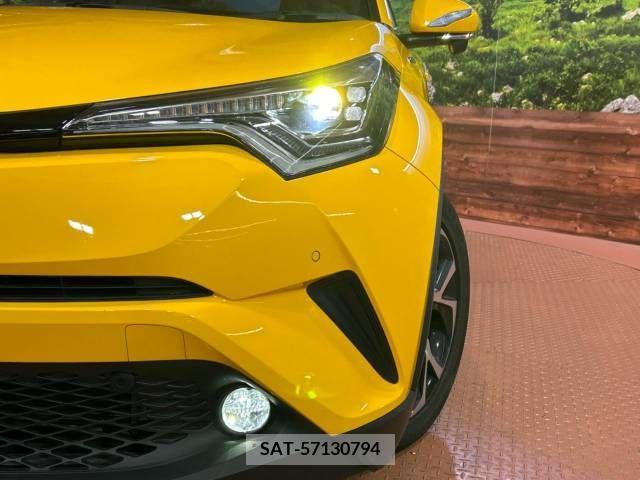 Toyota C-HR 2017-08 264225-12