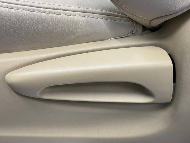 Toyota ALPHARD 2017-12 186180-18