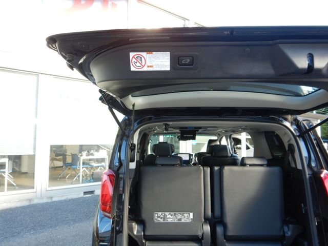 Toyota ALPHARD 2018-11 28404-21