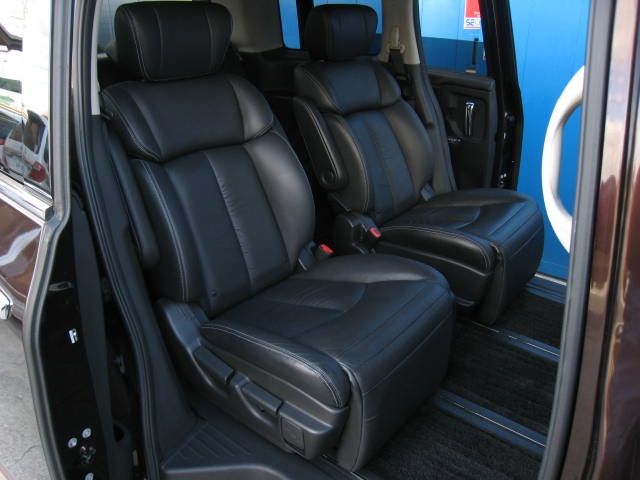 Nissan ELGRAND 2014-03 183032-23