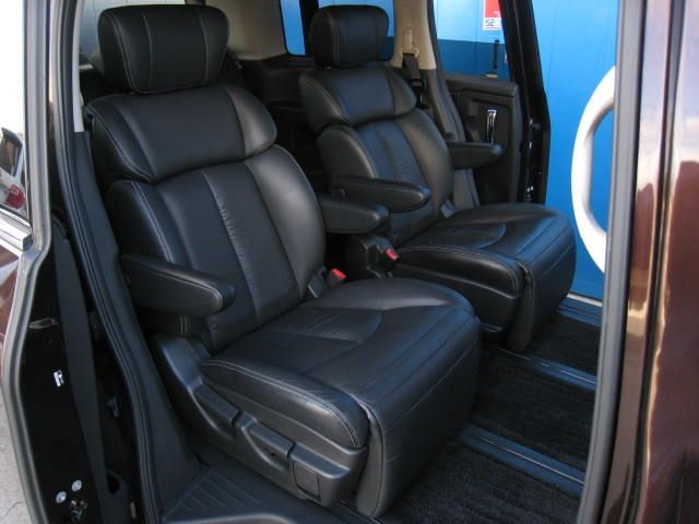 Nissan ELGRAND 2014-03 183032-24