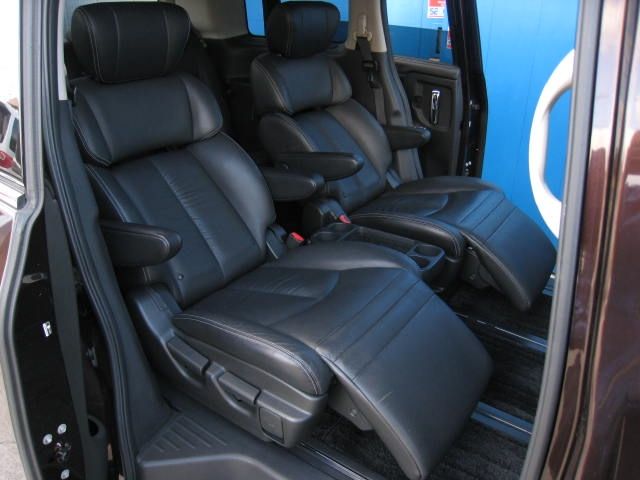Nissan ELGRAND 2014-03 183032-26