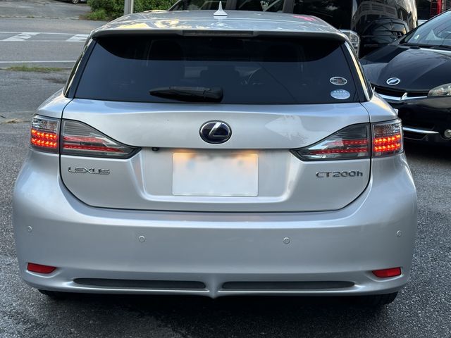 Lexus CT 2012-01 23162-4