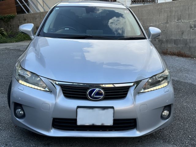 Lexus CT 2012-01 23162-1