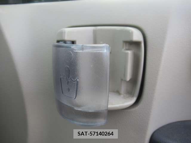 Mitsubishi EK WAGON 2013-05 268094-13