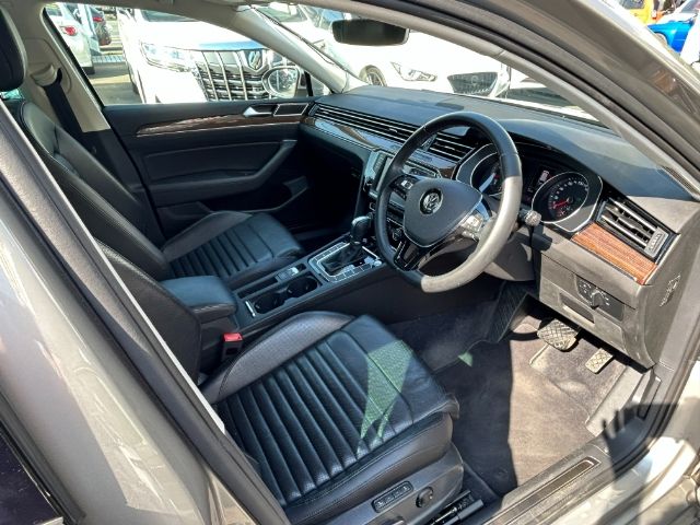 VolksWagen PASSAT VARIANT 2015-07 181191-27