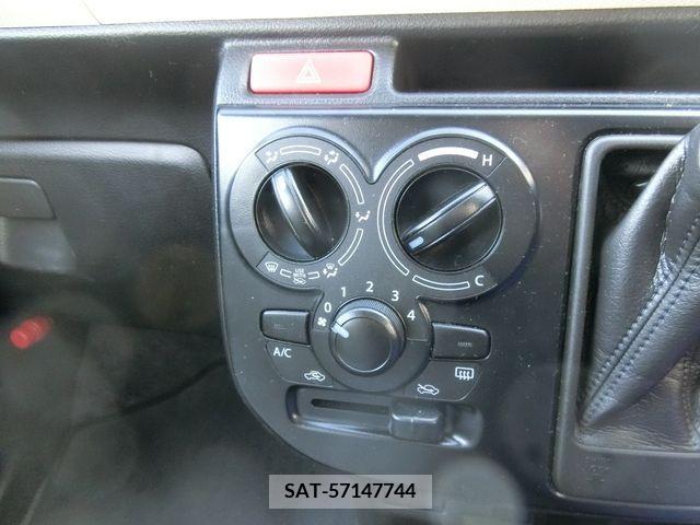 Suzuki ALTO 2017-08 206303-8