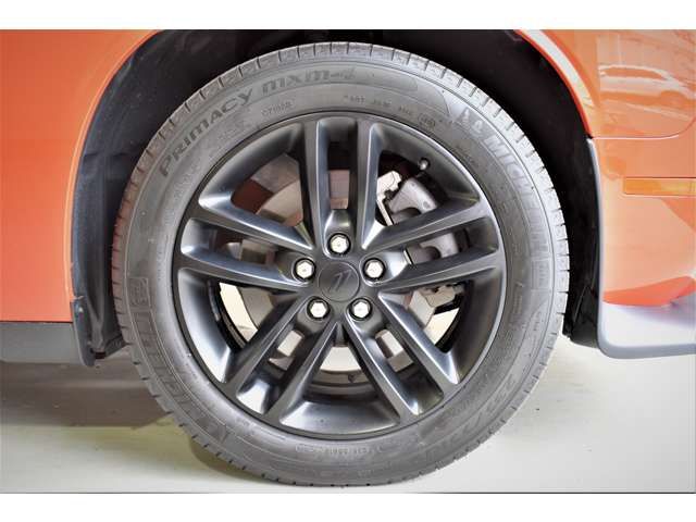 Dodge CHALLENGER 2019-06 17829-9