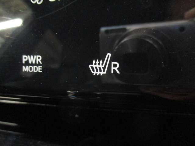 Toyota HARRIER 2015-09 8689-18