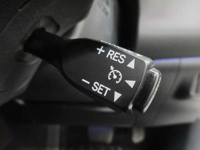 Toyota HARRIER 2015-09 8689-12