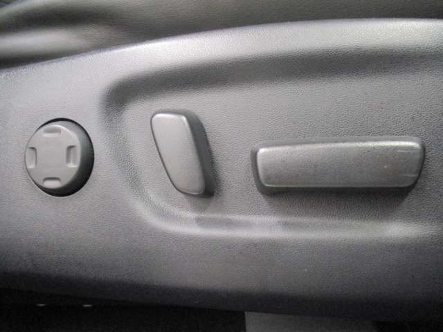 Toyota HARRIER 2015-09 8689-17